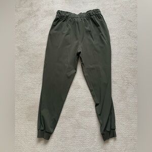 Lululemon dance studio cuffed pants